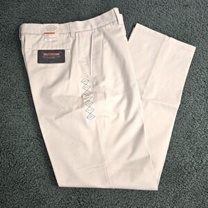 St Johns Bay Men's Worry Free Classic Fit Flat Front Pants 32x34 Stone Khaki NWT